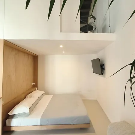 Garitta Dodici * Bari